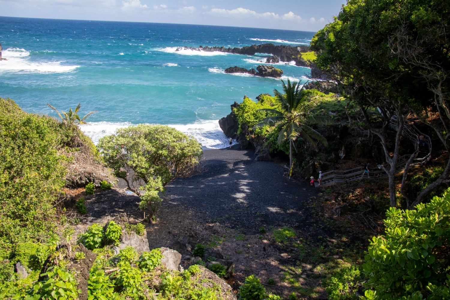 Maui Black Sand Beaches | Must Do Stop On Road To Hana