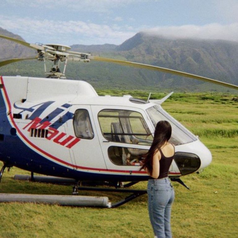 airmaui mountain waterfalls helicopter ride tourist